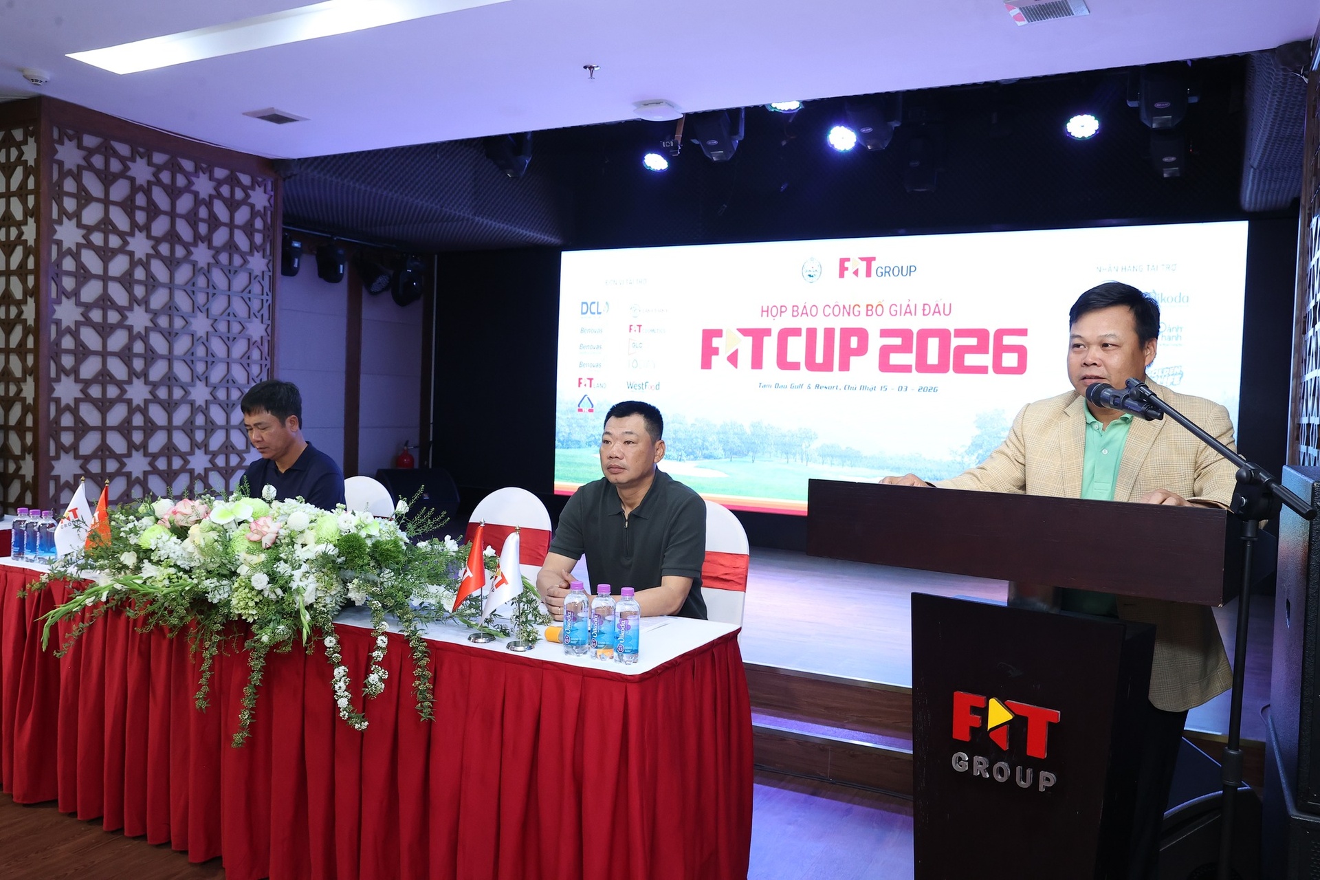 645280756_1475188554617894_6390938729935766226_n.jpg (633 KB)