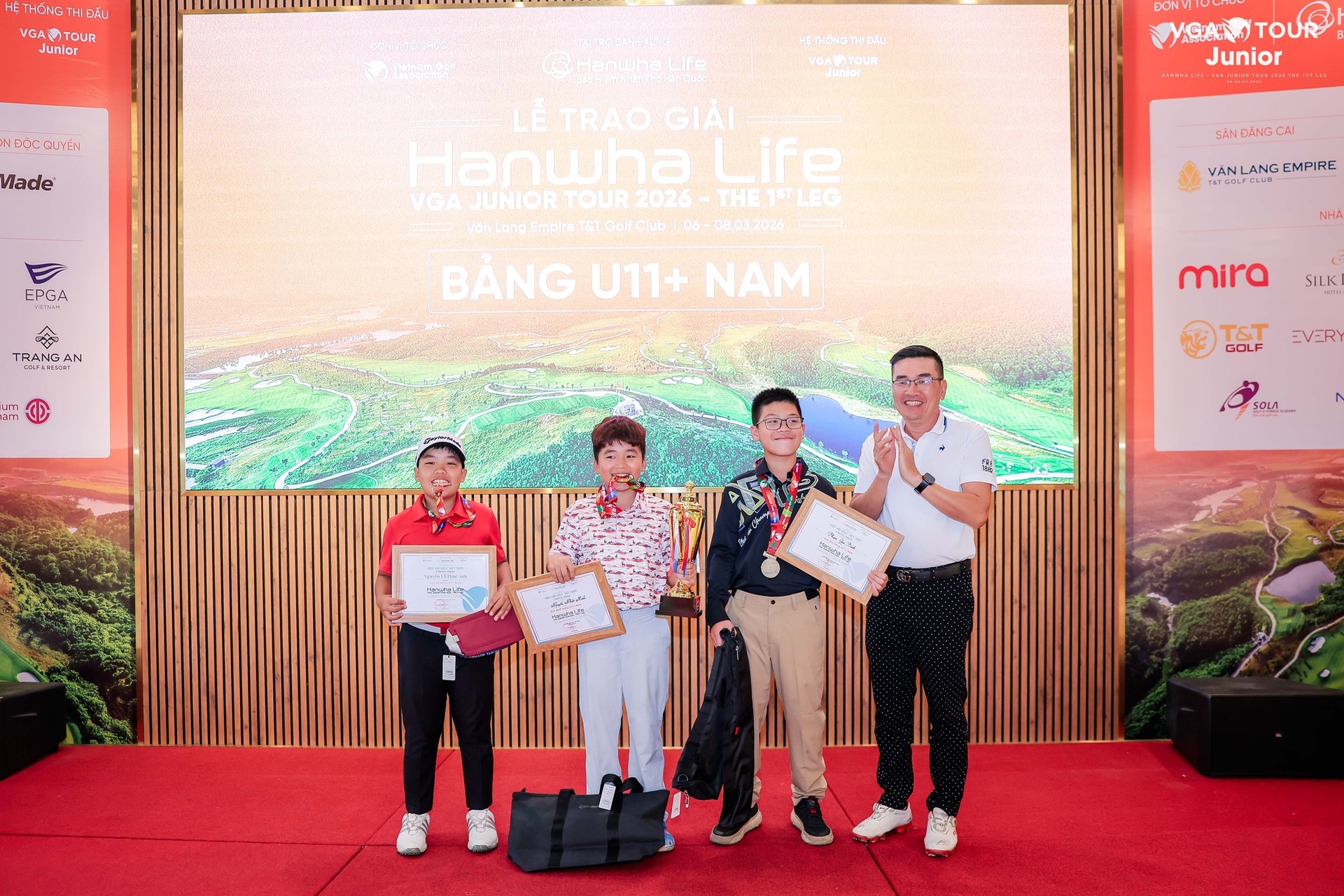 649053463_1403850664873698_1204608093121289824_n.jpg (895 KB)