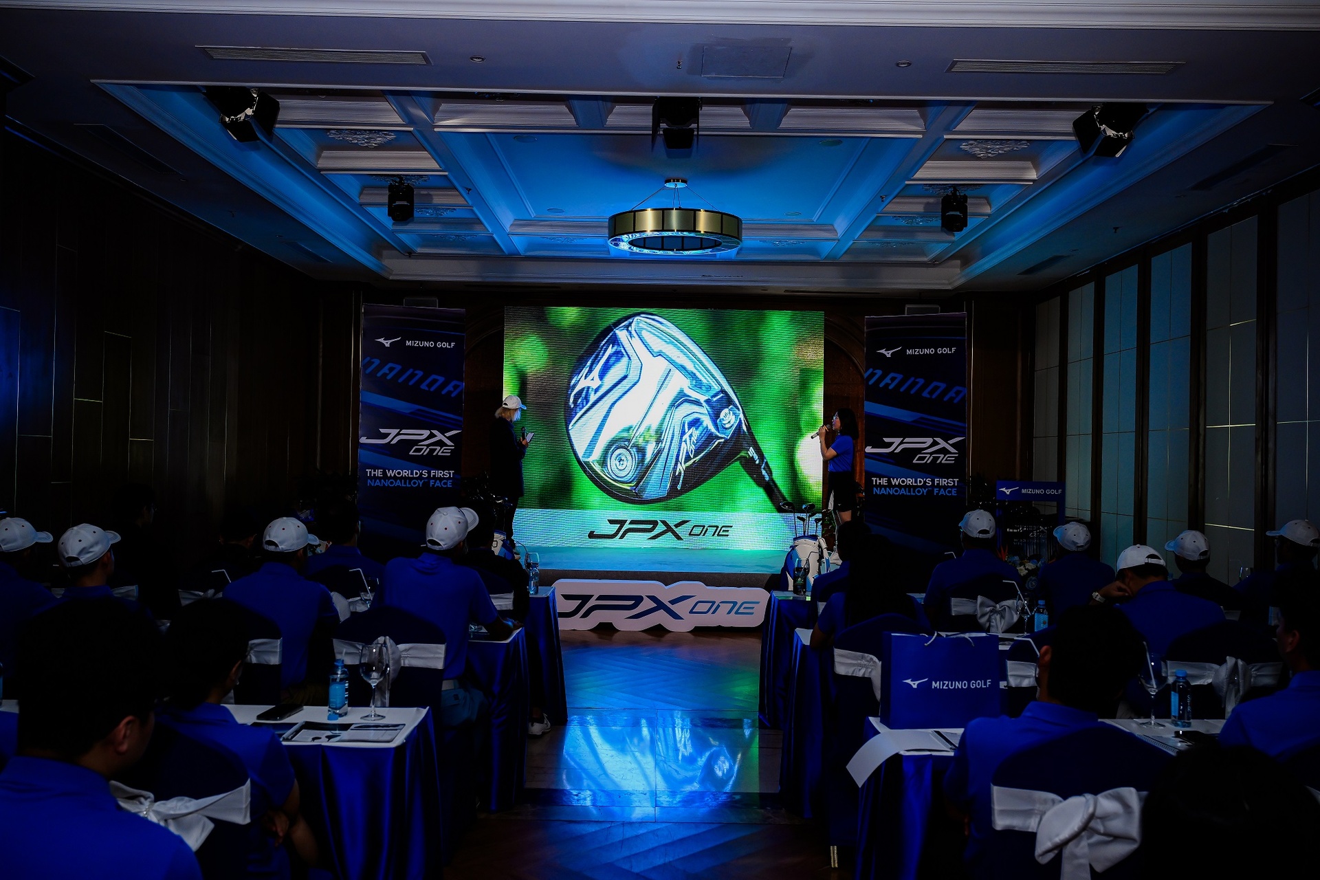 DSC_2307.jpg (619 KB)