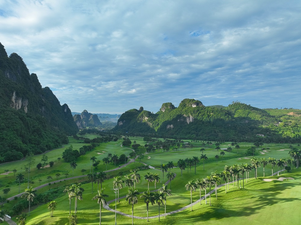 Toan_canh_sân_golf_2(1).jpg (248 KB)