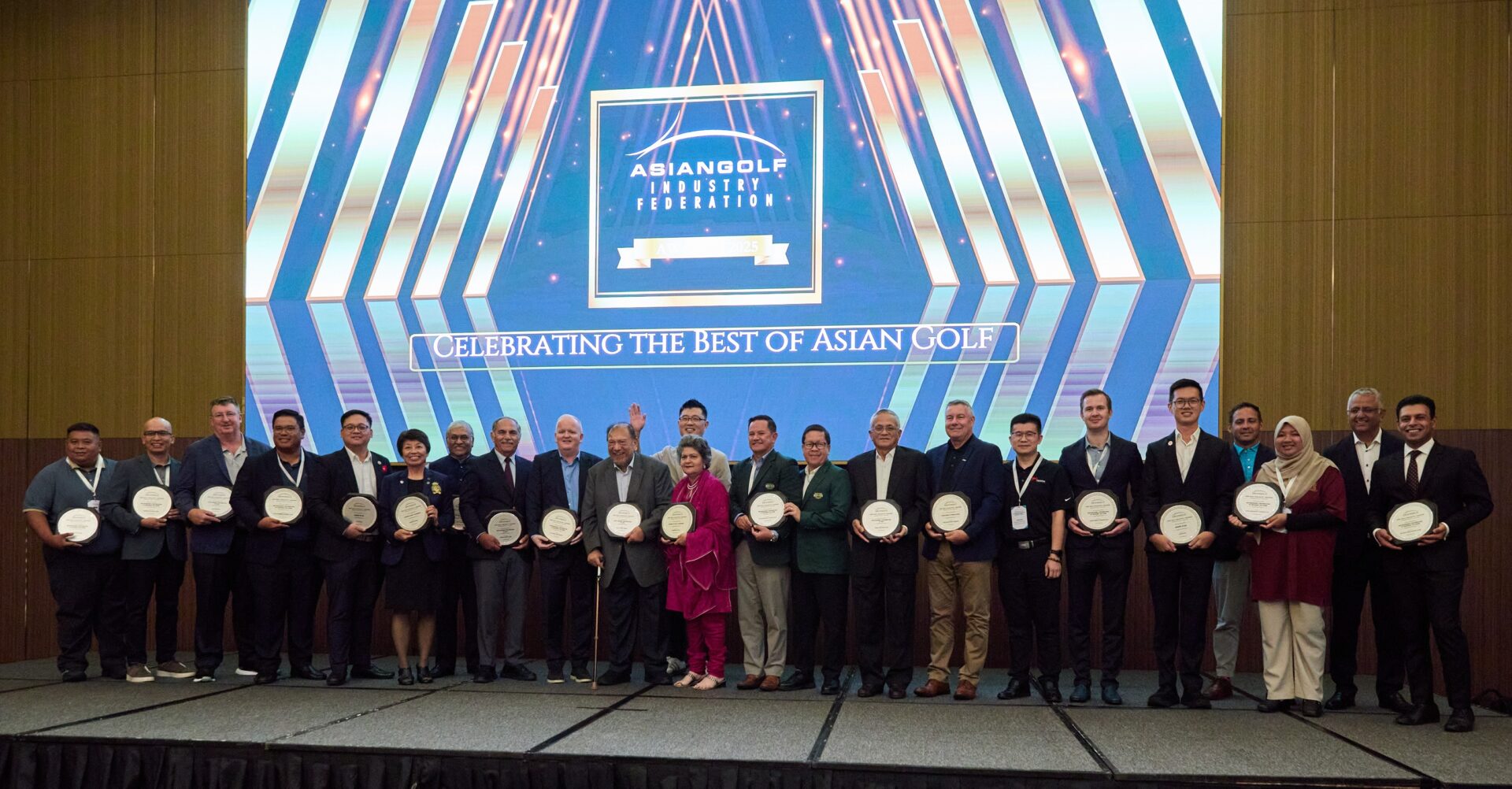 winners-3.jpg (309 KB)