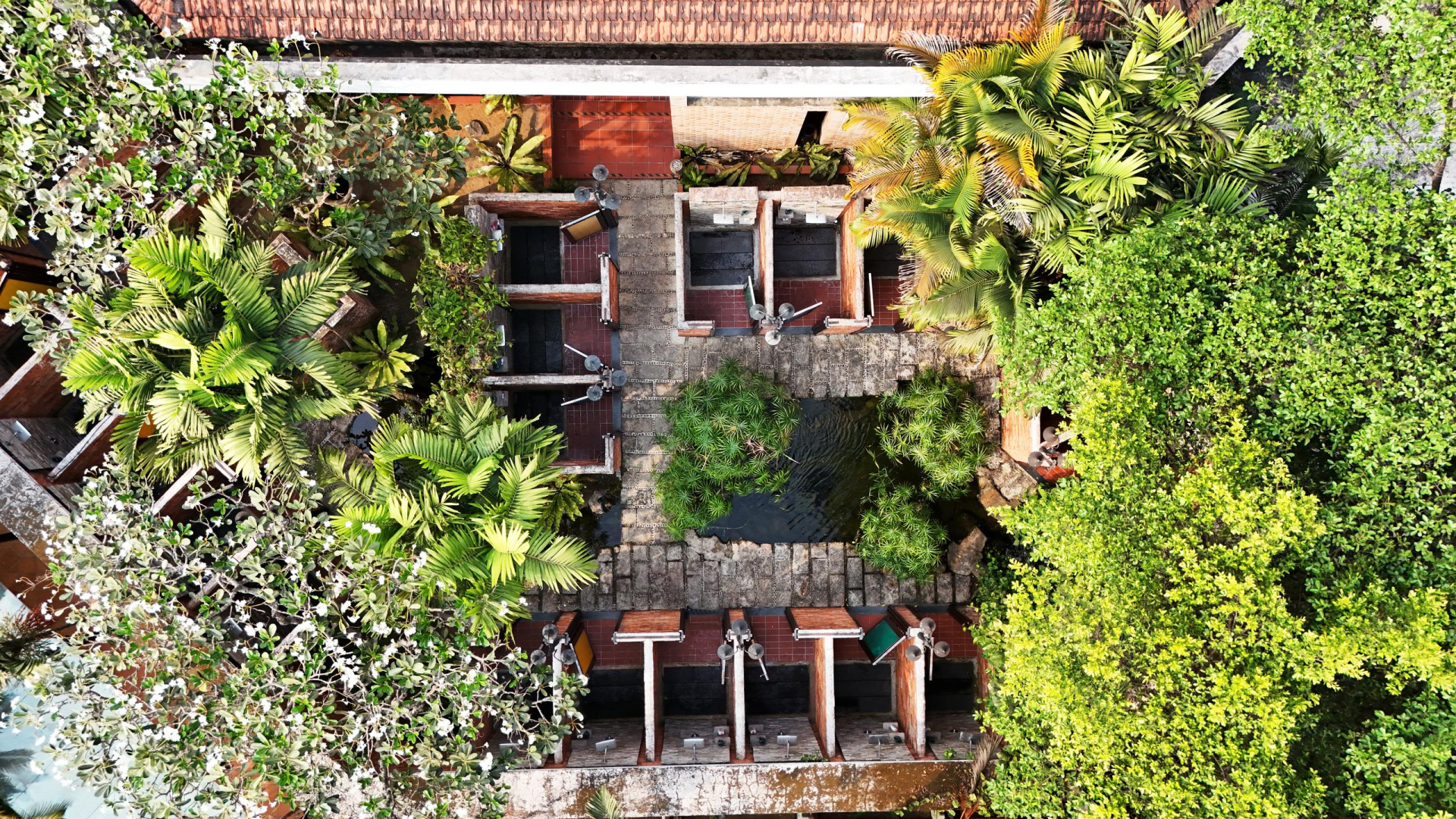 z7530279547492_55f9d99533bda191134e4a2dbb742128.jpg (1.51 MB)