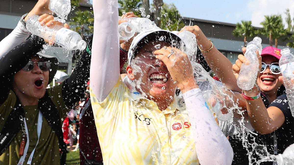 z7555464559462_b15e0d9bfc29610fea8f58a2672178cb.jpg (159 KB)