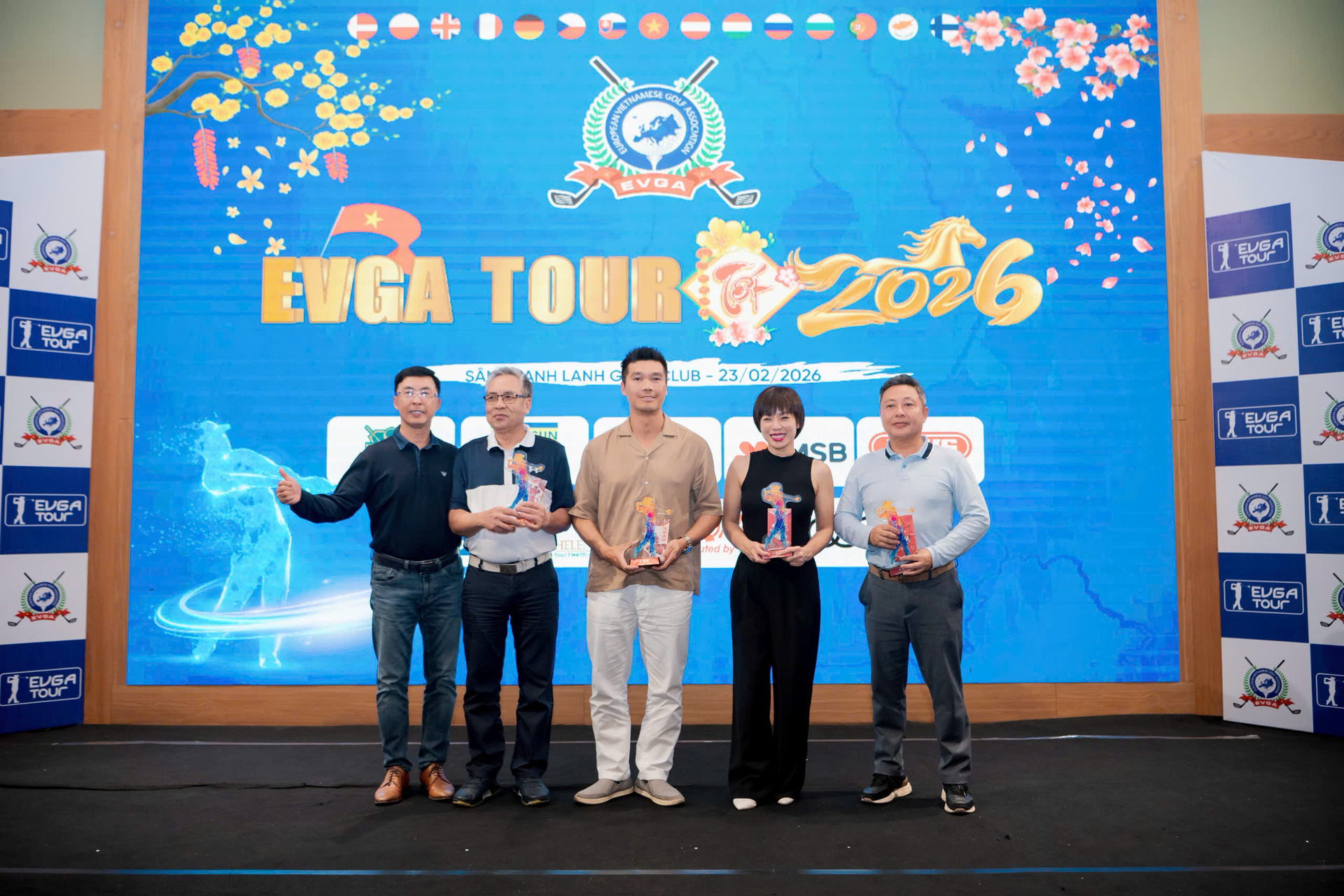 z7562034111015_e84400f33f10a0e8d21e024db503c5b8.jpg (896 KB)