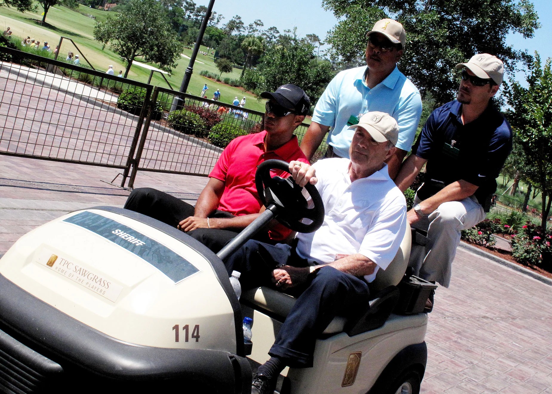 9742f4546dece3b2bafd_28129 9742f4546dece3b2bafd_(1).jpg (786 KB)