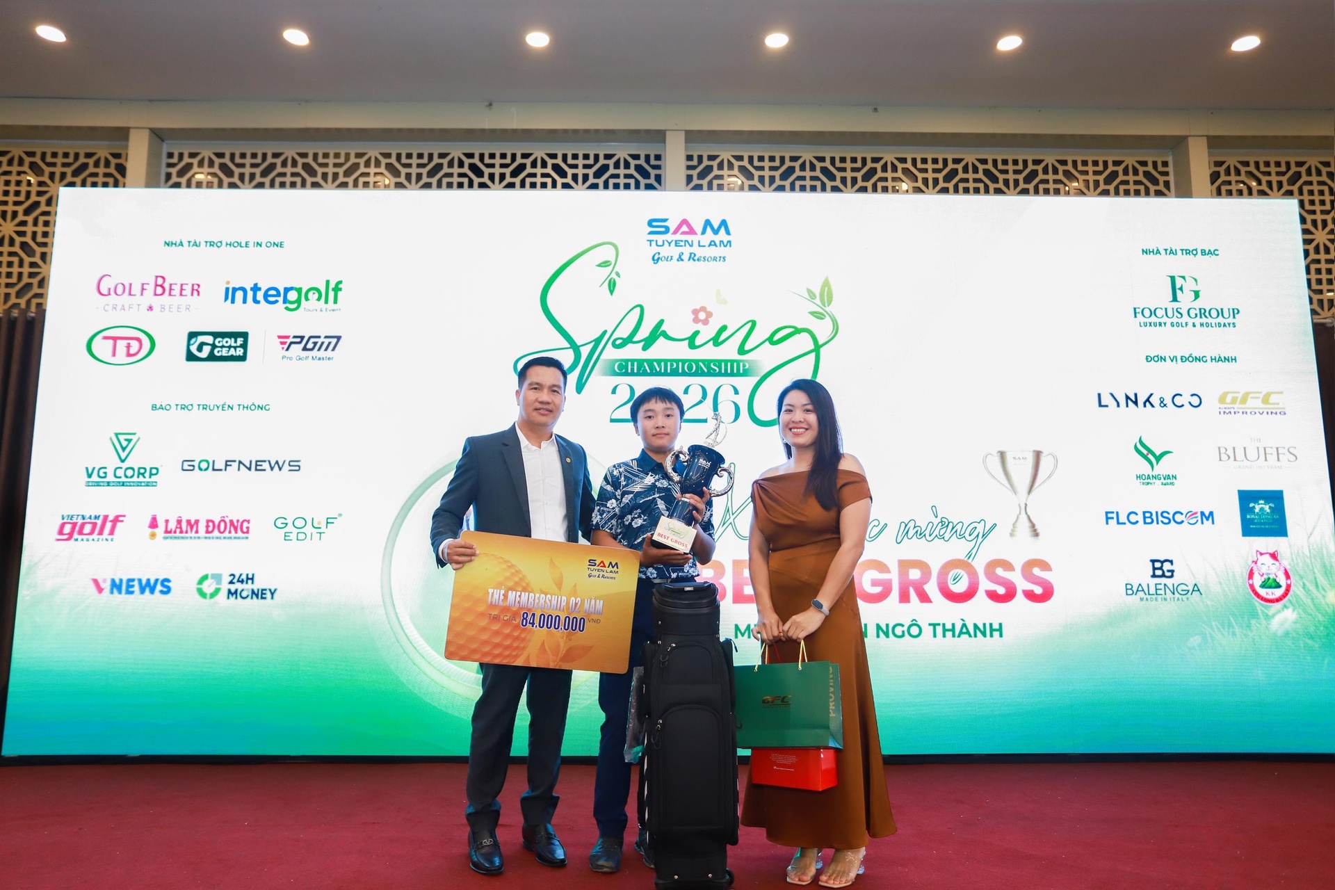 z7675885077931_3a19006e8a7a4bb57933c2bf22e88899.jpg (548 KB)