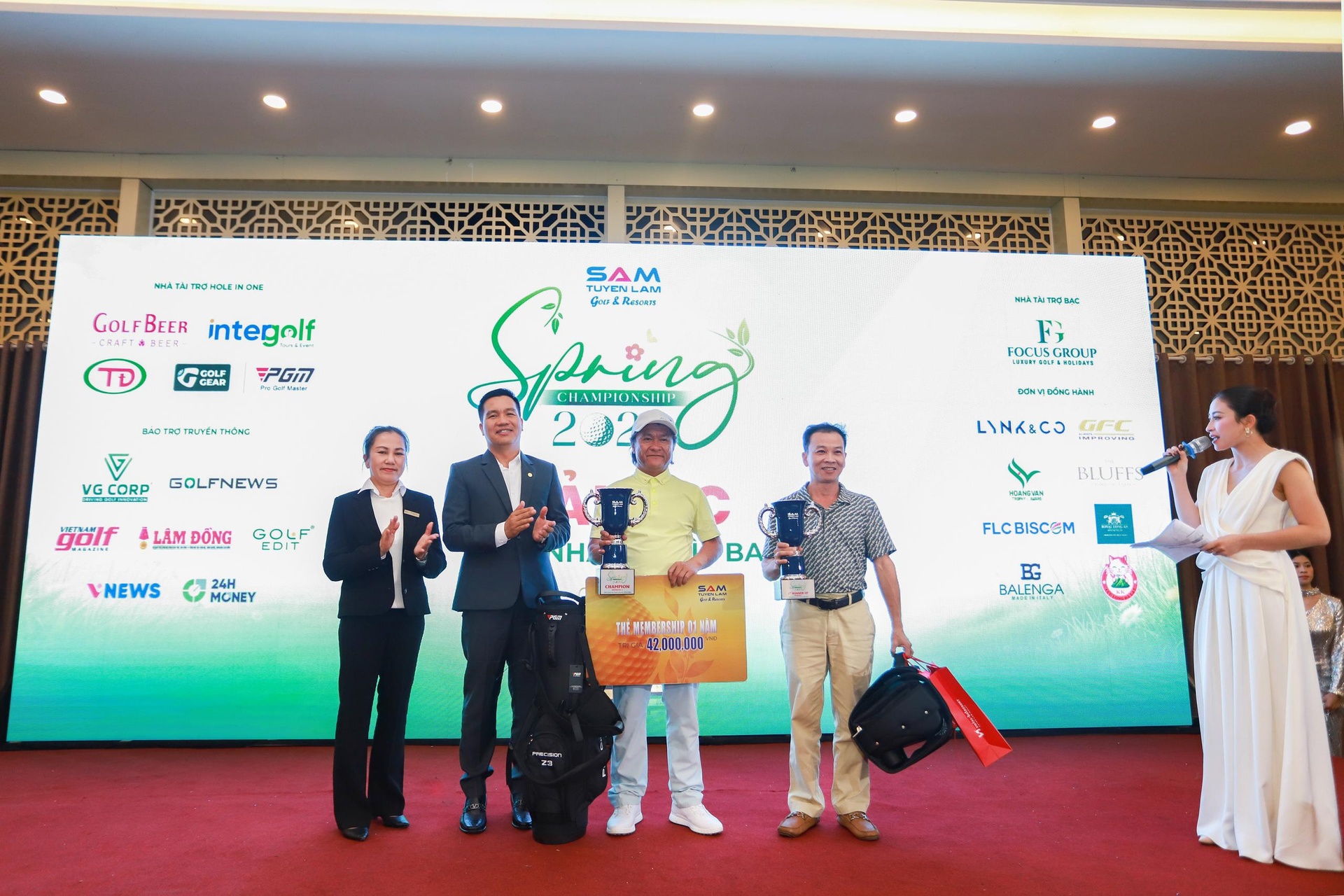 z7675885650066_c5f7ffef5f6670b5c0097773875c9e9d.jpg (638 KB)