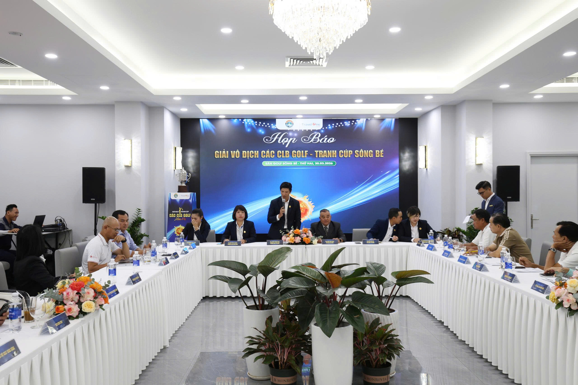 z7679299347457_be128bd978e5cb9f0088377f5fb47d8c.jpg (689 KB)