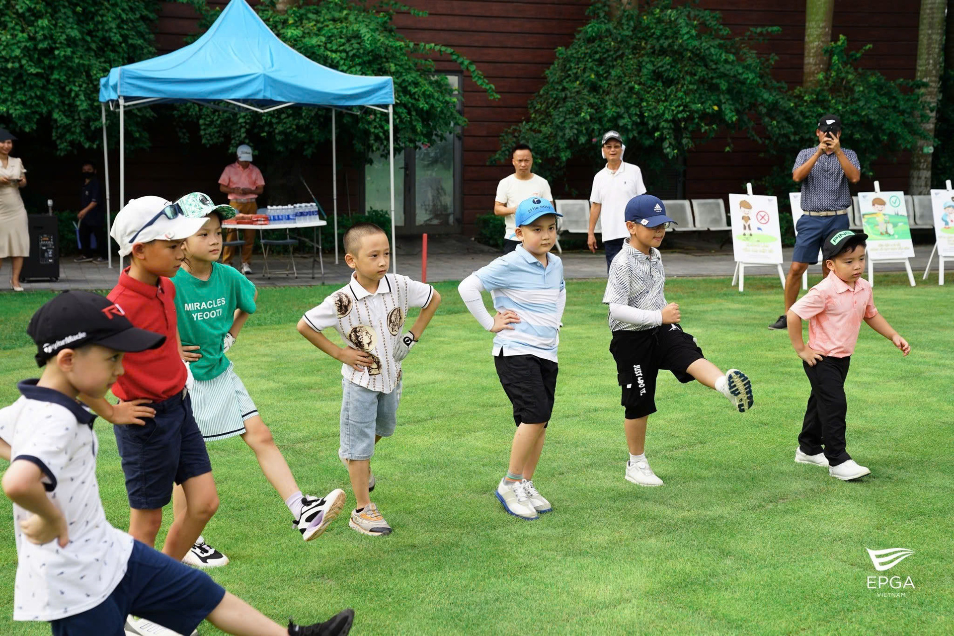 z7744926424721_a0f24e18ebd9c026a3eed31fdee455a6.jpg (1.10 MB)