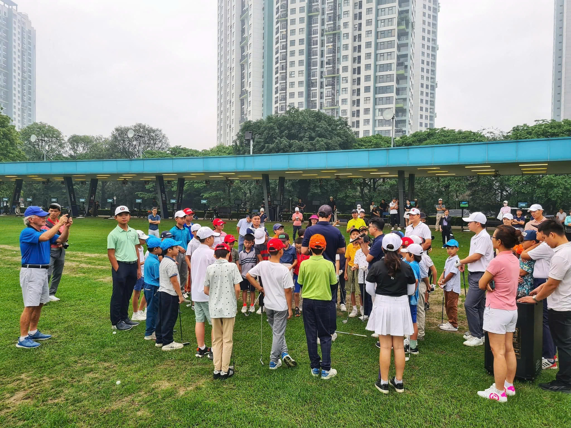 z7744926732682_494c5418a62ee8392d3408aec91fb64f.jpg (1.32 MB)