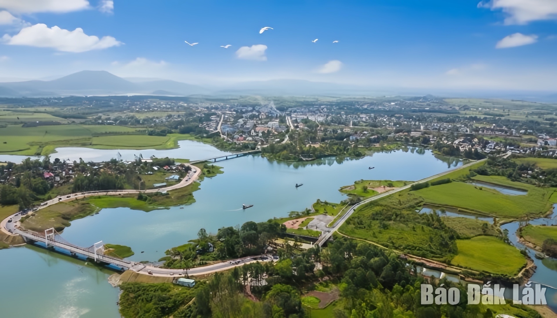 z7758939728936_193c26ce6f42820c60fef348c4e5fb91-1.jpg (447 KB)